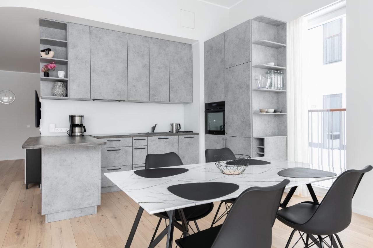 Dashaus 2 Bedroom Apartment 탈린 외부 사진